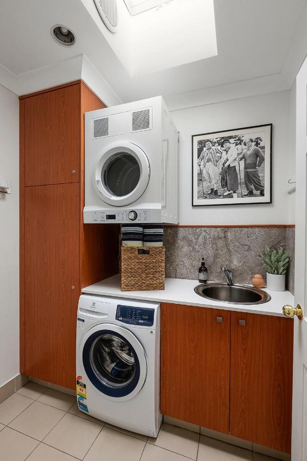 Montipora Unit 3 - In The Heart Of Airlie, Wi-Fi And Netflix Apartment Airlie Beach Exterior foto